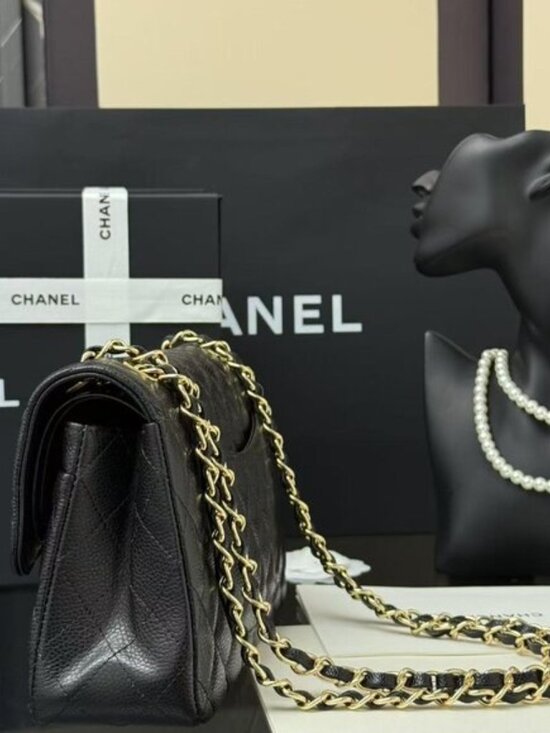Chanel Classic Cavier Gold Leather Bag - Picture 2 of 8